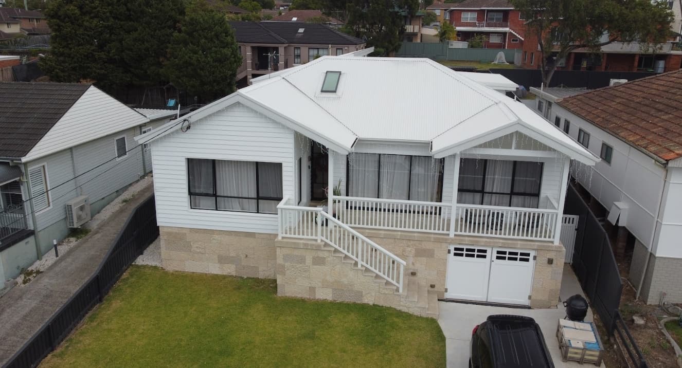 Exterior surface preparation and pressure cleaning before painting